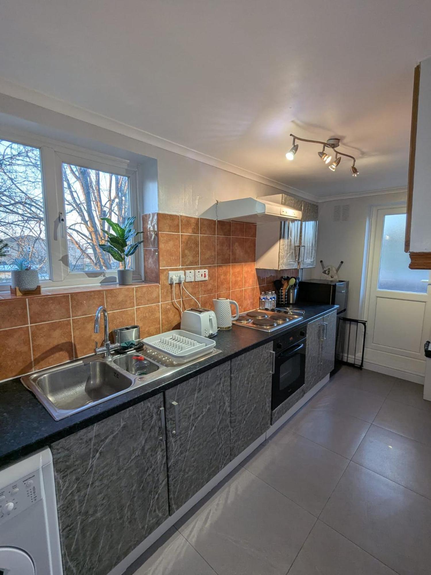 A&A Apartment Basildon Nevendon Ngoại thất bức ảnh